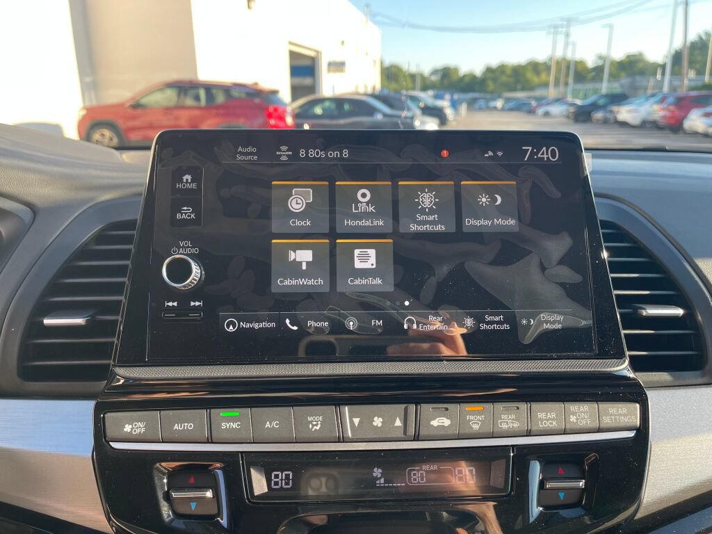 New 2026 Honda Odyssey Touring image 11