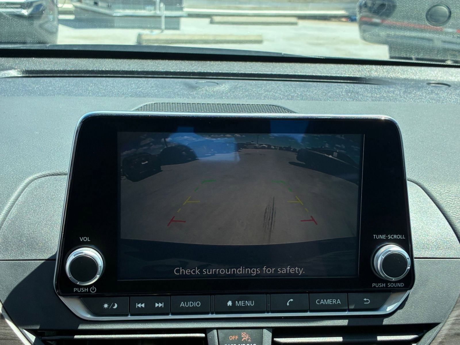 Used 2025 Nissan Altima 2.5 SV FWD image 23