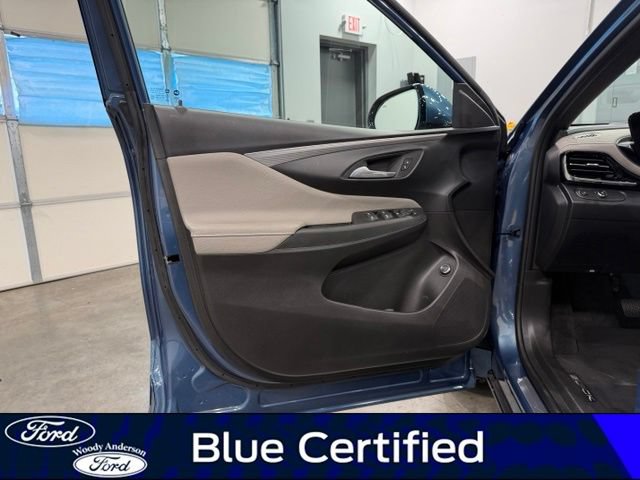 Used 2025 Buick Envista Avenir FWD image 23