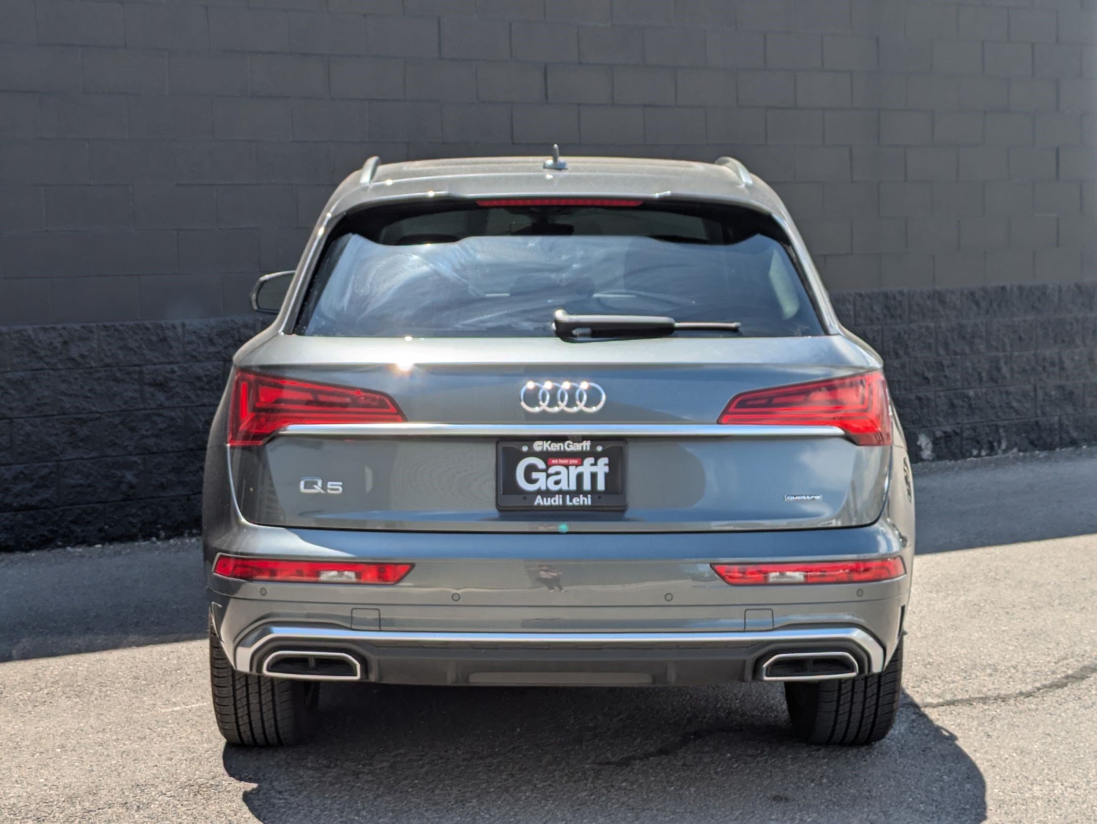 Used 2023 Audi Q5 2.0T Premium w/ Convenience Package AWD/4WD image 6