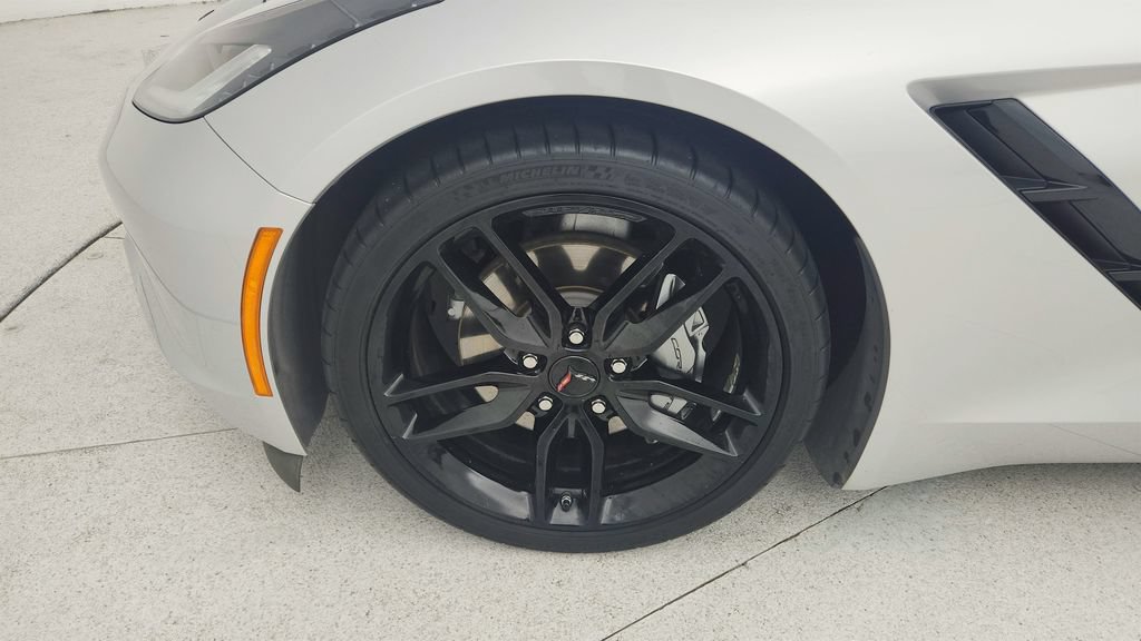 Certified 2019 Chevrolet Corvette Stingray Coupe w/ Carbon Flash Badge Package RWD image 24