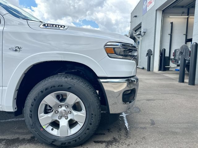 Used 2026 RAM 1500 4x4 Crew Cab image 12