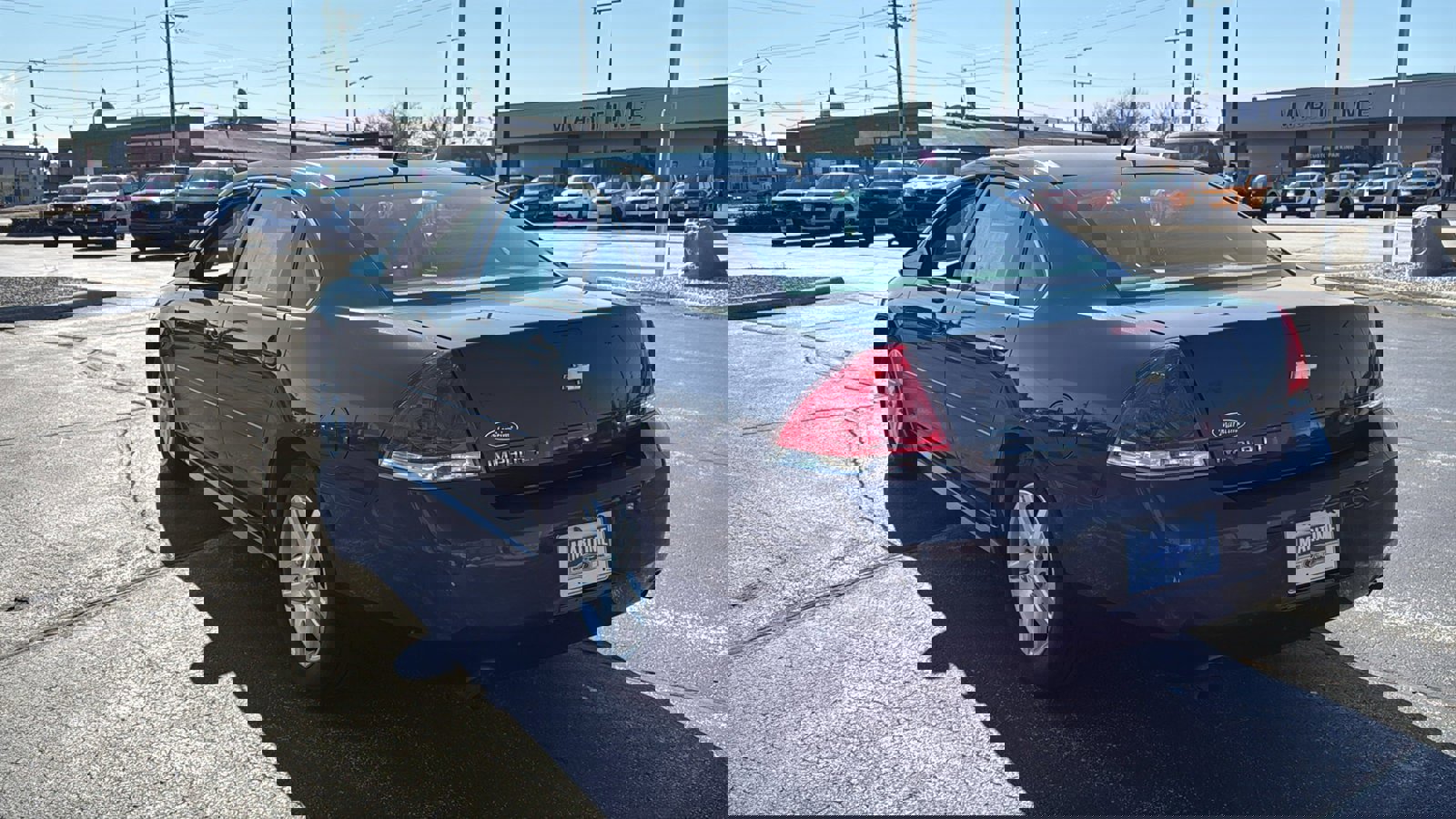 Used 2015 Chevrolet Impala LT w/ LT Sunroof Package image 8