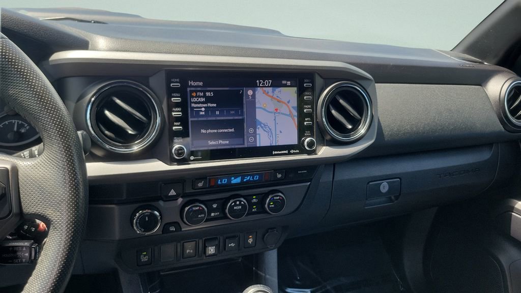 Used 2020 Toyota Tacoma TRD Sport w/ TRD Premium Sport Package AWD/4WD image 17