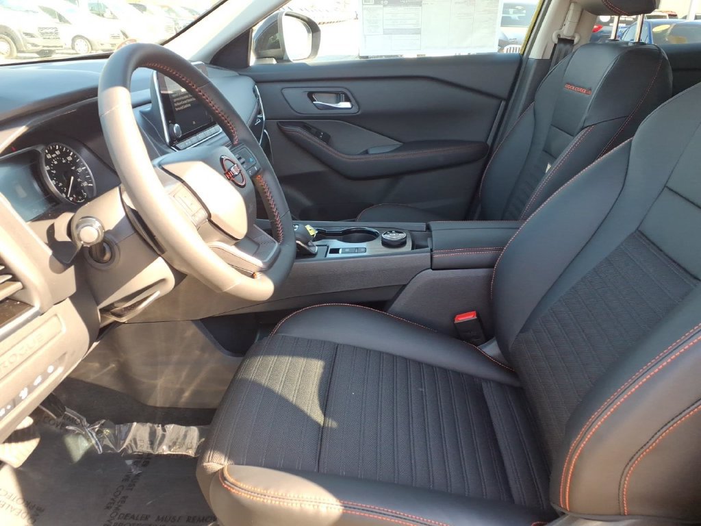 New 2027 Nissan Rogue SV w/ Rock Creek Premium Package AWD/4WD image 17