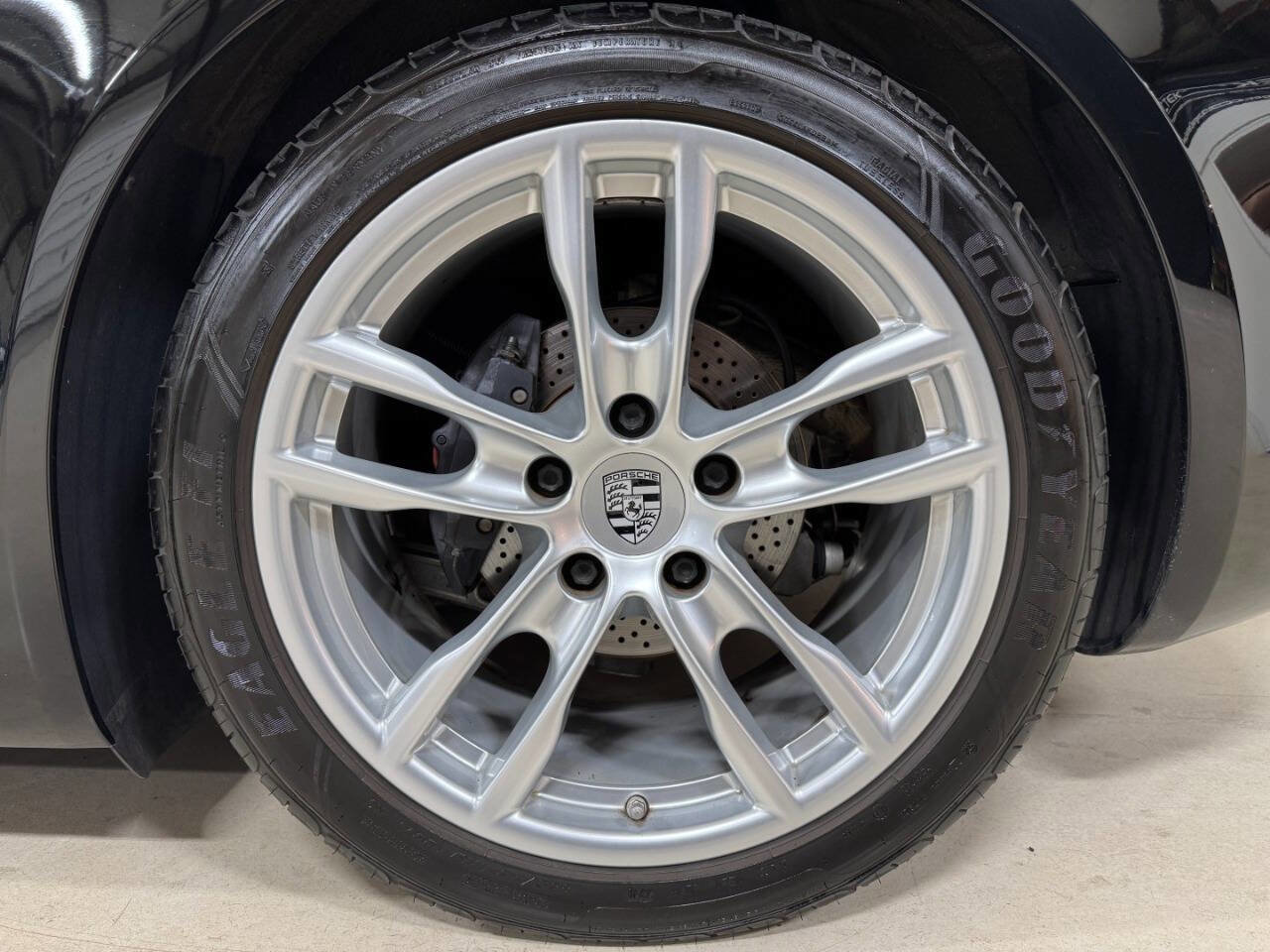 Used 2013 Porsche Boxster RWD image 14