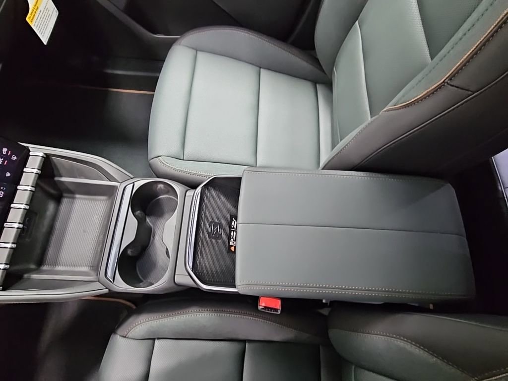 New 2026 GMC Terrain AT4 w/ Convenience Package III image 21