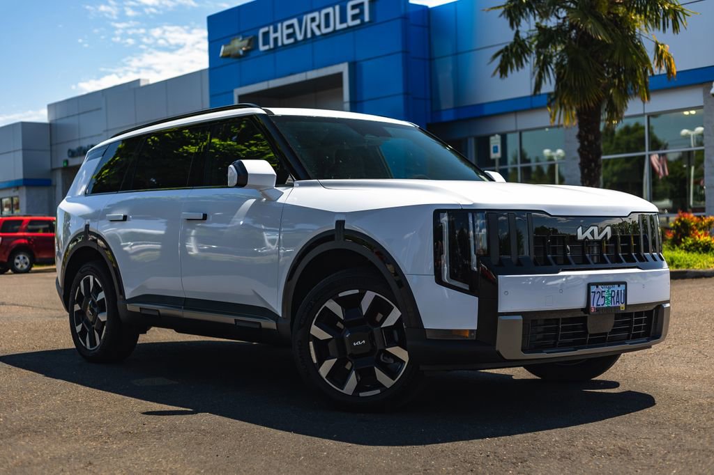 Used 2027 Kia Telluride S AWD/4WD image 1