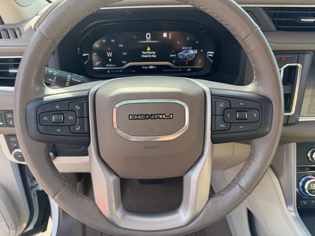 Used 2023 GMC Yukon Denali image 28