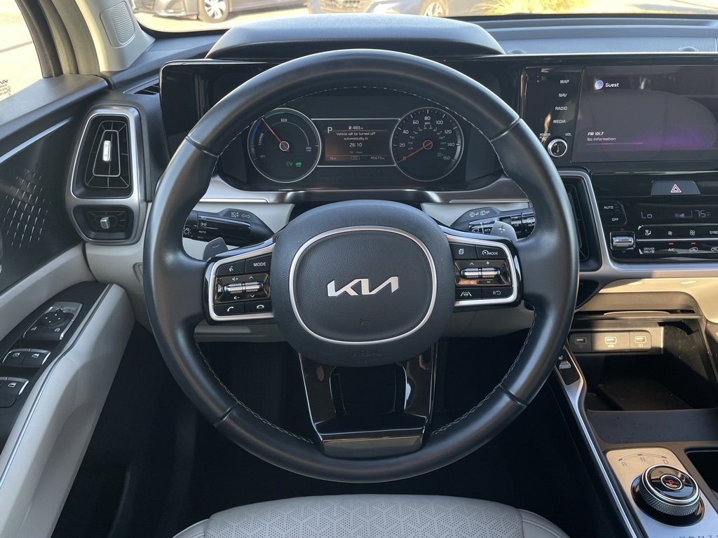 Used 2022 Kia Sorento S image 15