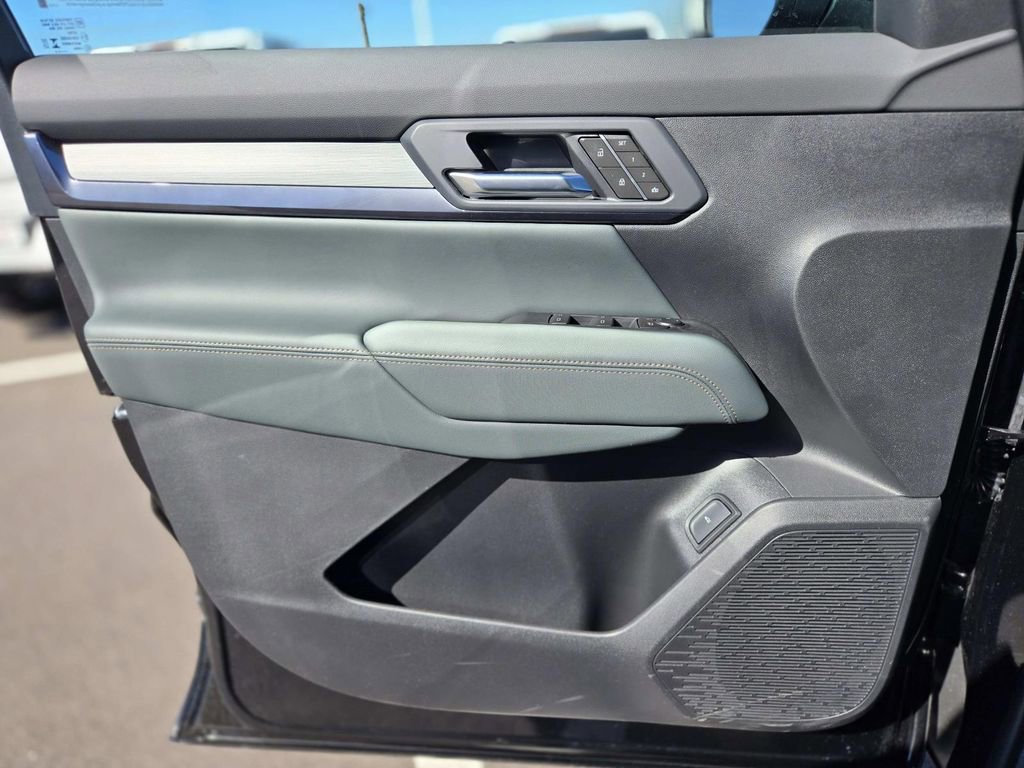 New 2026 GMC Terrain AT4 w/ Convenience Package III image 28