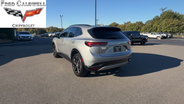 Used 2023 Buick Envision Preferred FWD image 9