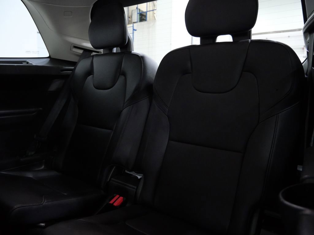 Used 2018 Volvo XC90 T6 Momentum w/ Convenience Package AWD/4WD image 23