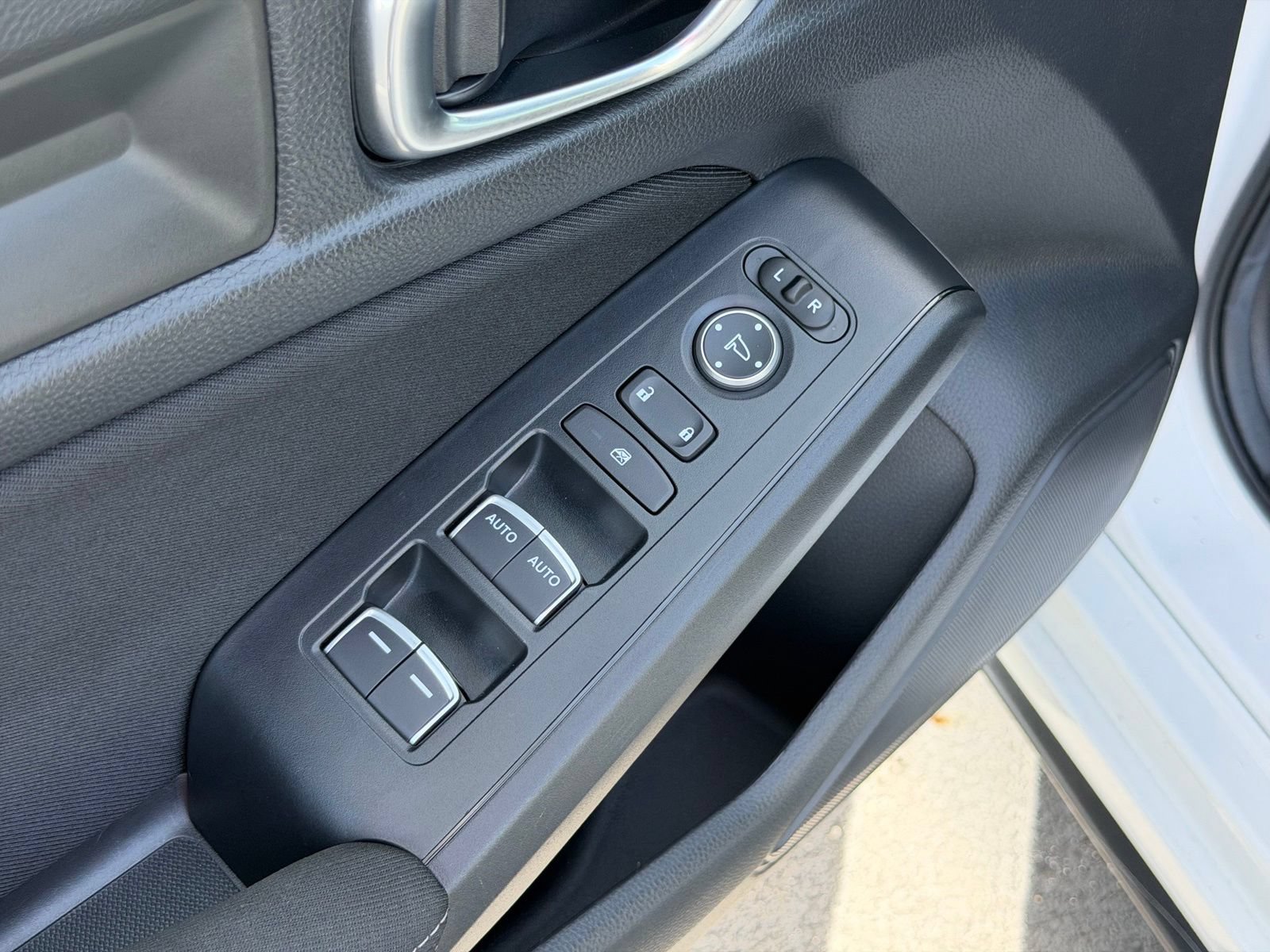 Used 2025 Honda Civic Sport image 14