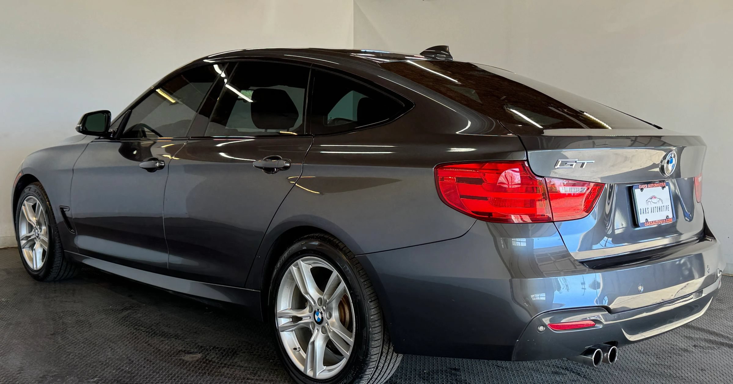 Used 2016 BMW 328i Gran Turismo xDrive AWD/4WD image 7