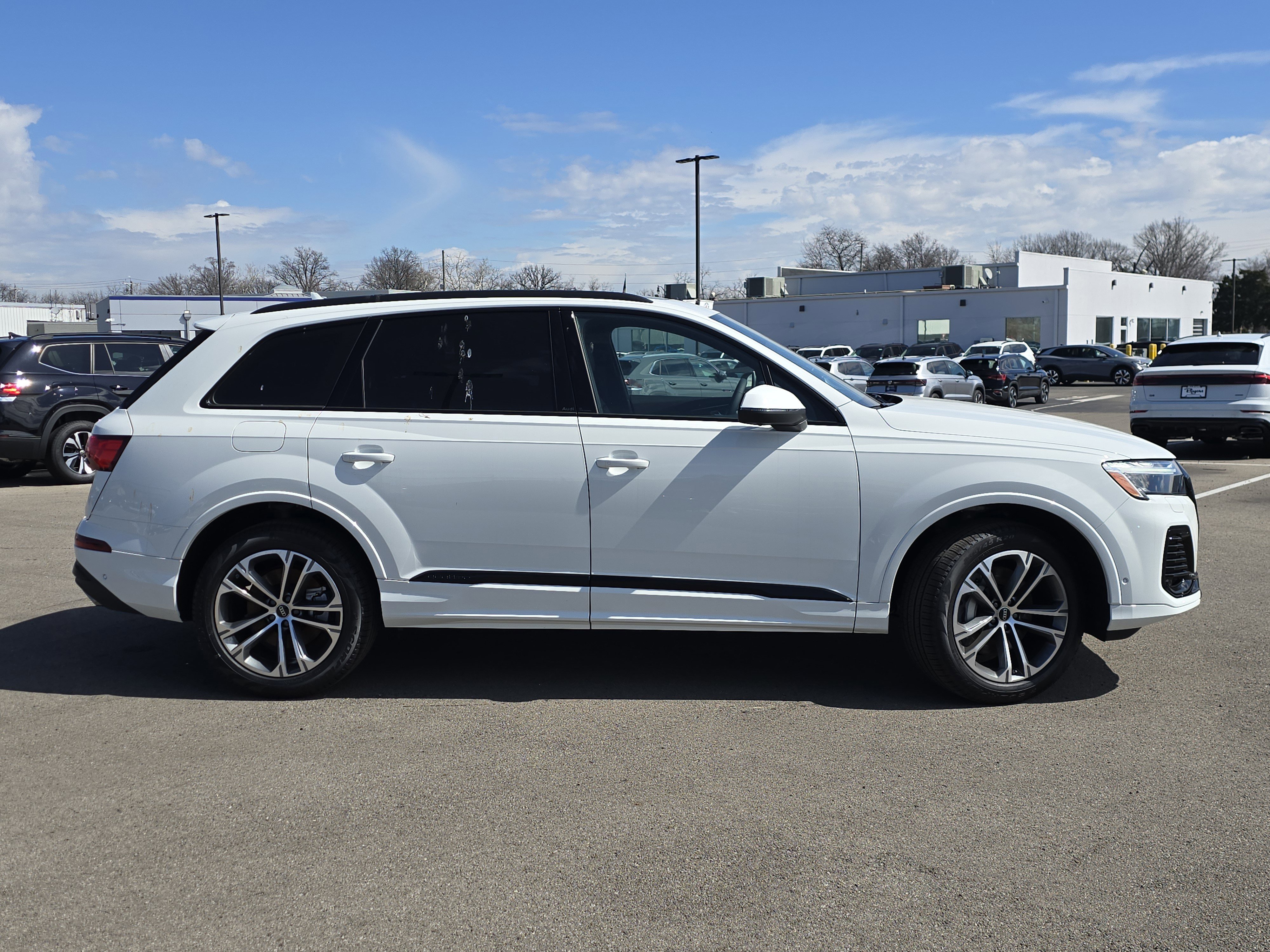 New 2026 Audi Q7 Premium Plus image 8