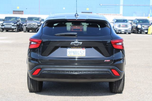 Used 2024 Chevrolet Trax RS w/ Driver Confidence Package FWD image 4