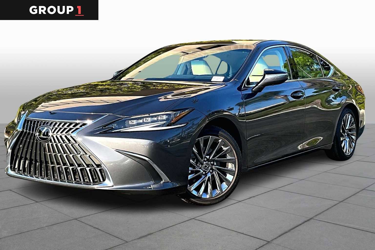 New 2025 Lexus ES 300h w/ Luxury Package