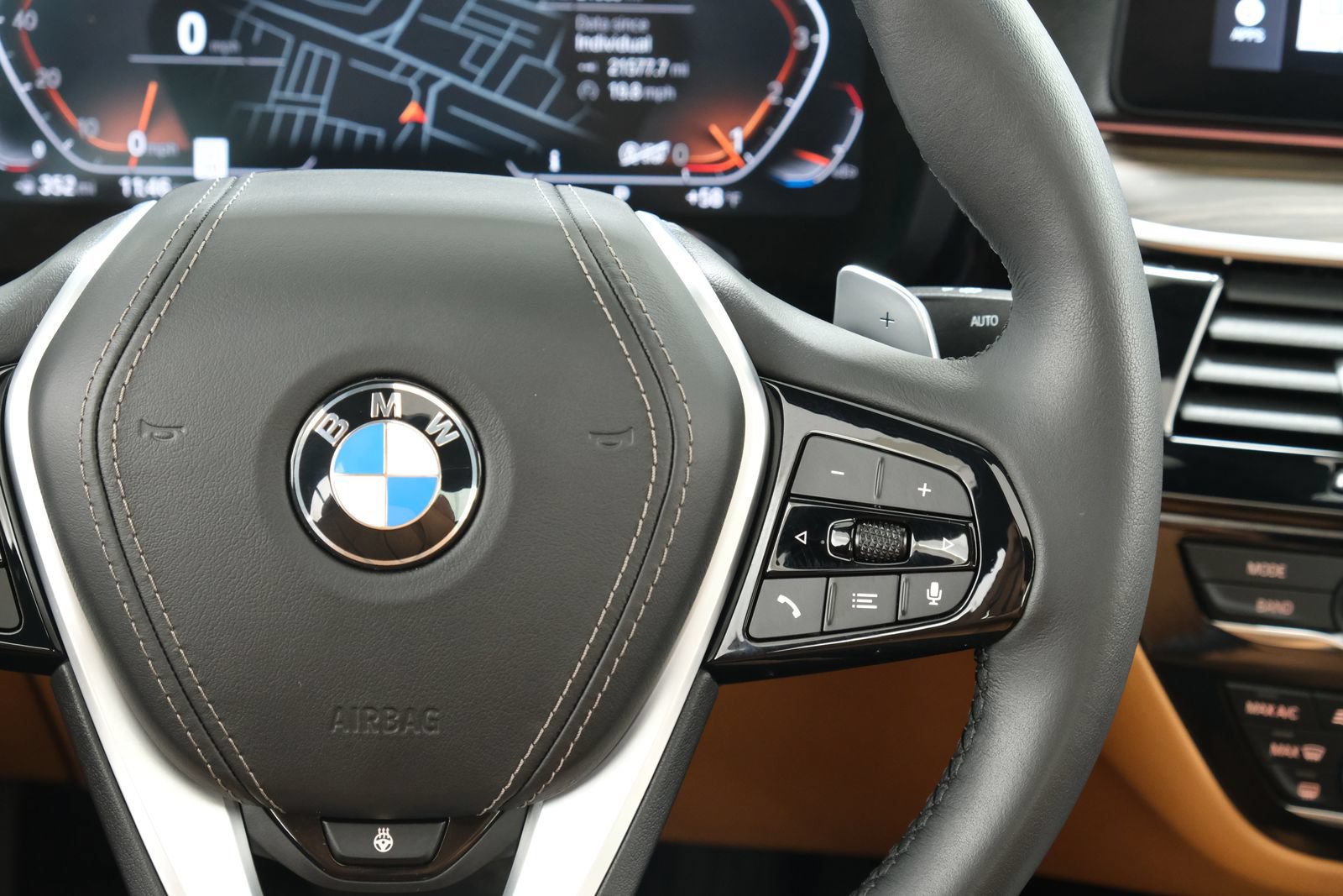Used 2023 BMW 530i xDrive w/ Premium Package AWD/4WD image 13