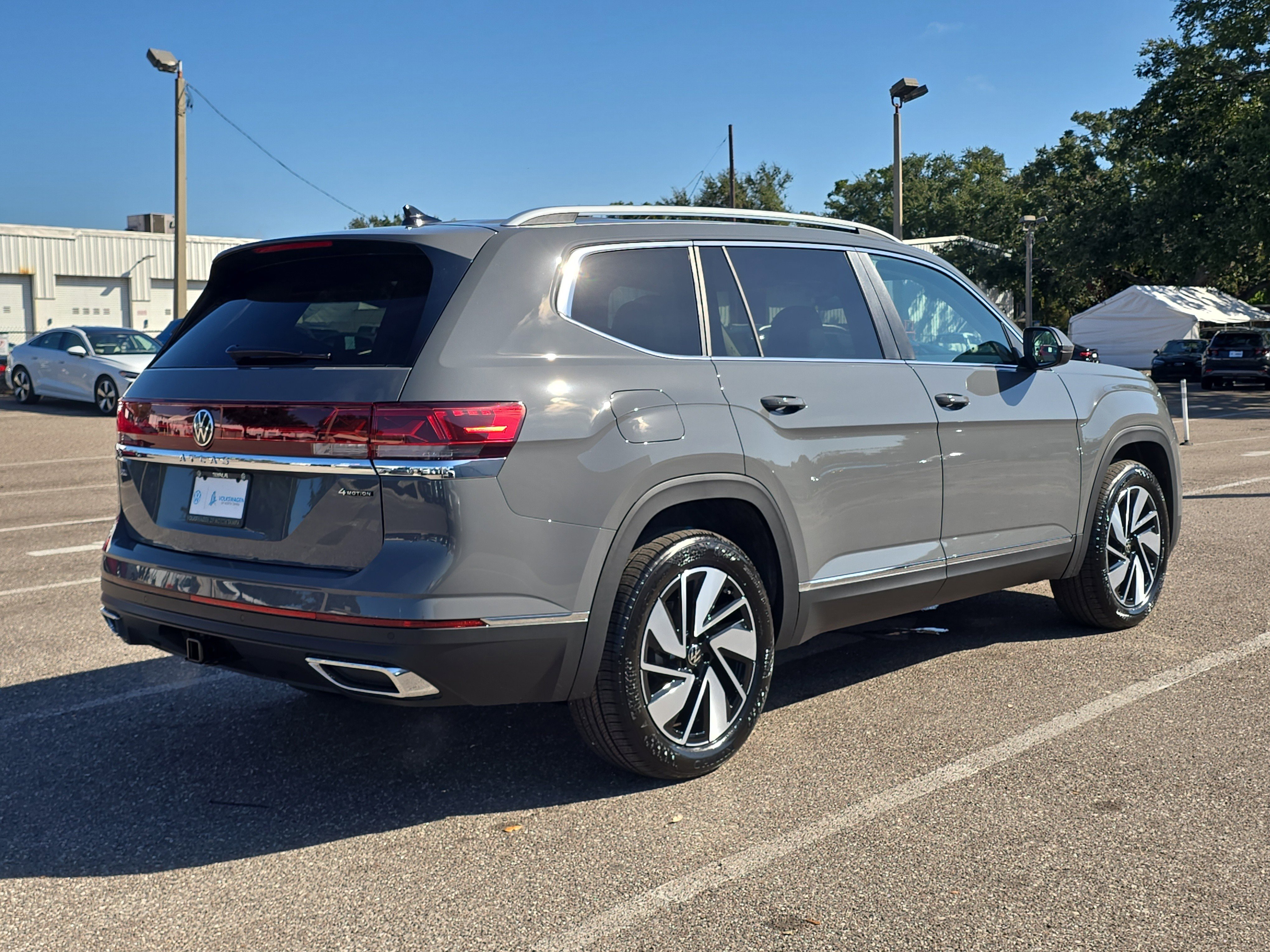 New 2026 Volkswagen Atlas SEL image 4