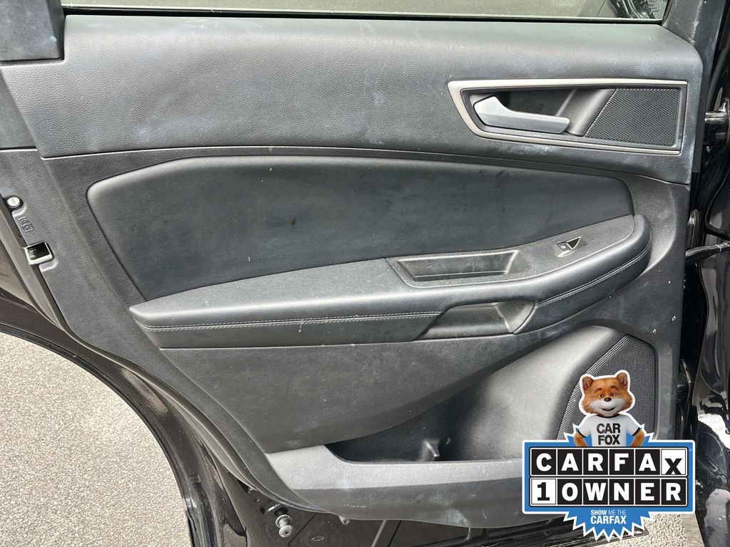 Used 2021 Ford Edge SEL w/ Convenience Package image 18