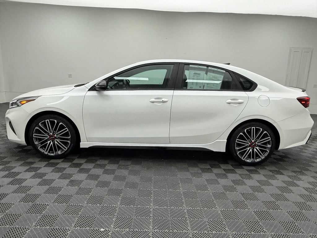 Used 2023 Kia Forte GT FWD image 12