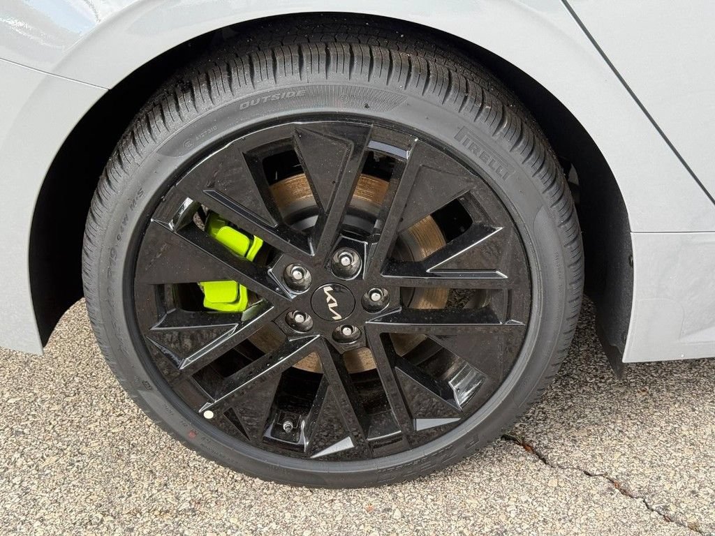 New 2026 Kia K5 GT w/ GT1 Package FWD image 4