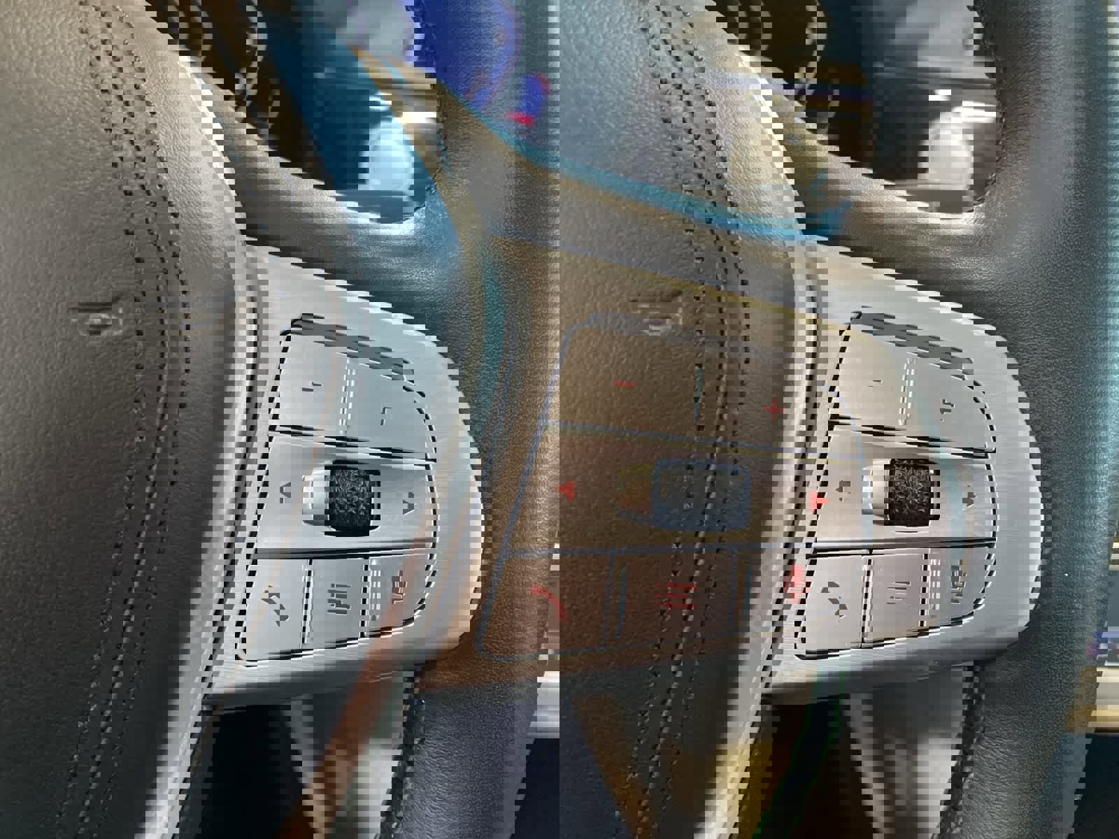 Used 2021 BMW ALPINA B7 xDrive image 21