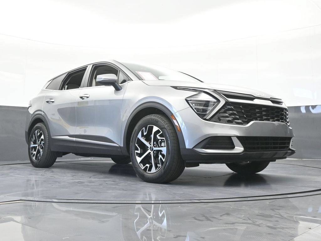 Used 2024 Kia Sportage EX FWD image 61