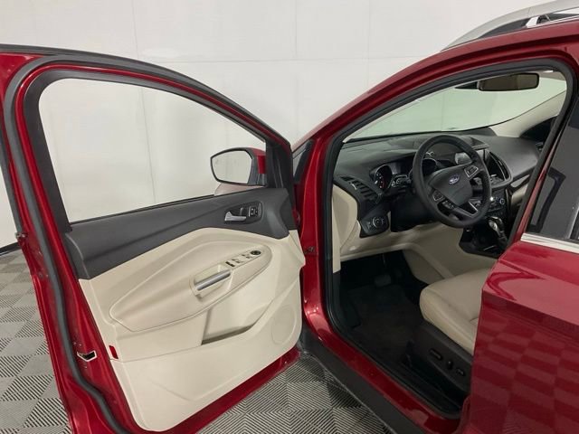 Used 2019 Ford Escape Titanium FWD image 23