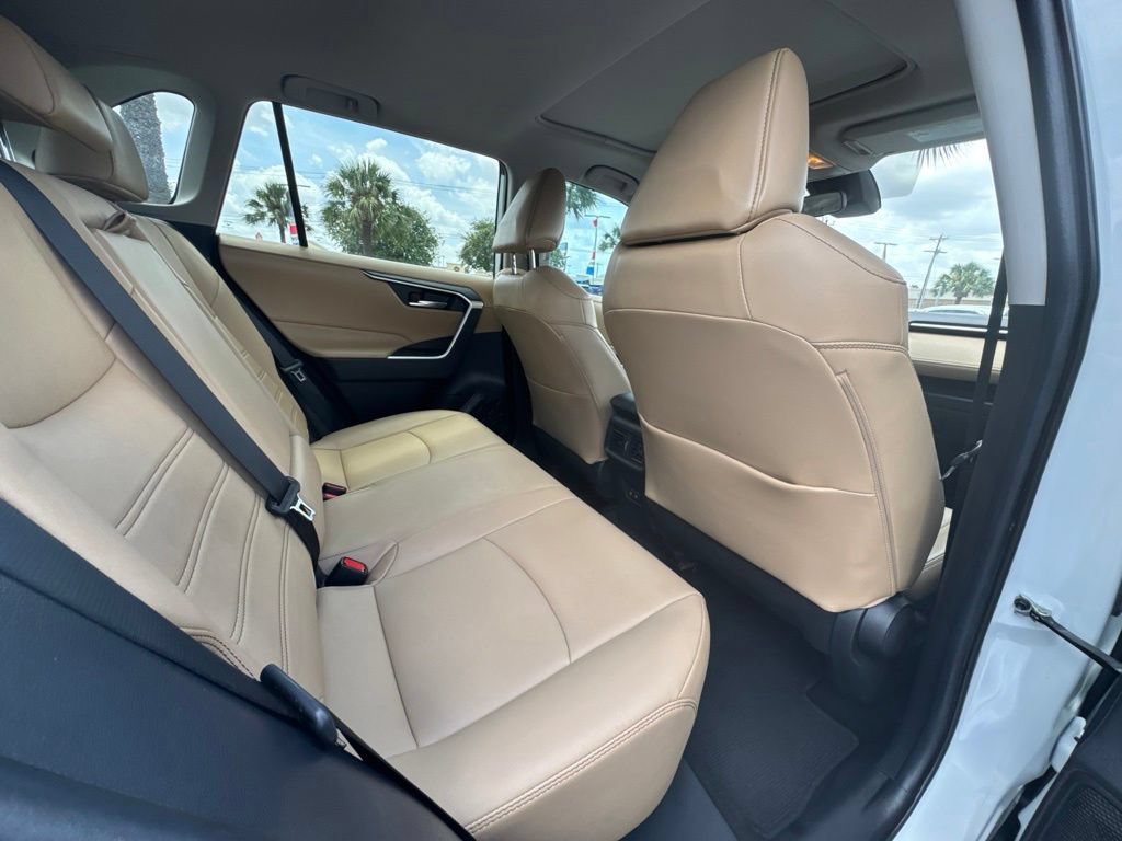Used 2021 Toyota RAV4 XLE Premium FWD image 20