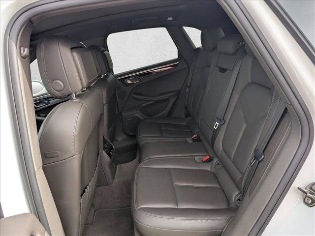 Used 2017 Porsche Macan S image 19