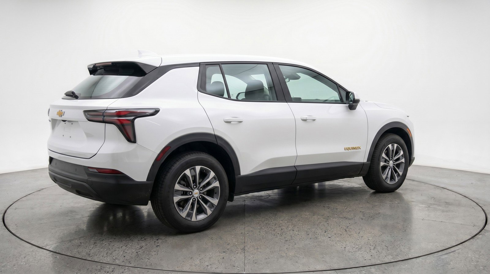 Used 2025 Chevrolet Equinox LT FWD image 9