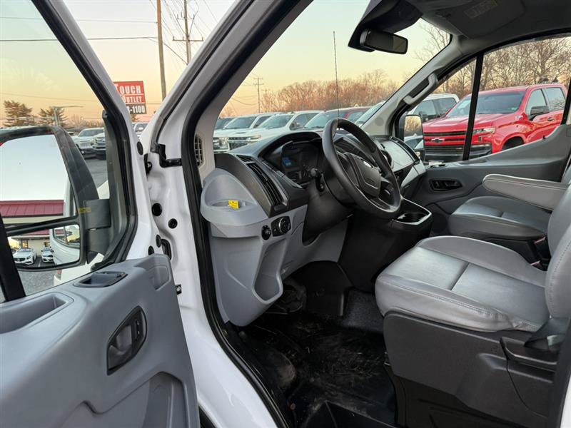 Used 2016 Ford Transit 250 130 Low Roof RWD image 16
