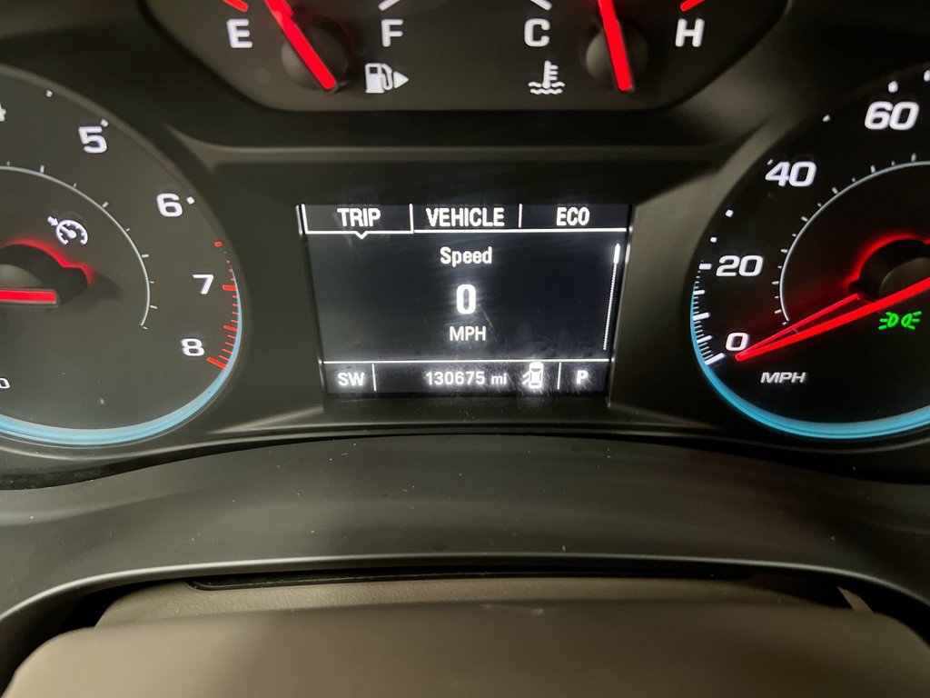 Used 2017 Chevrolet Malibu LT FWD image 13