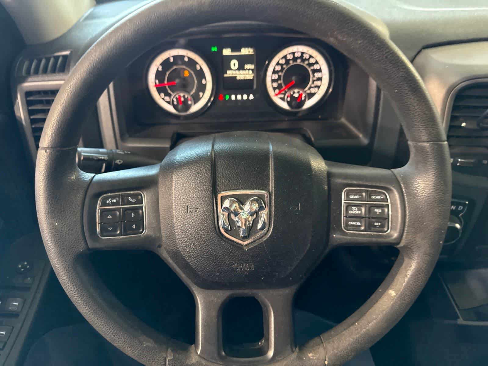 Used 2018 RAM 1500 Express RWD image 22