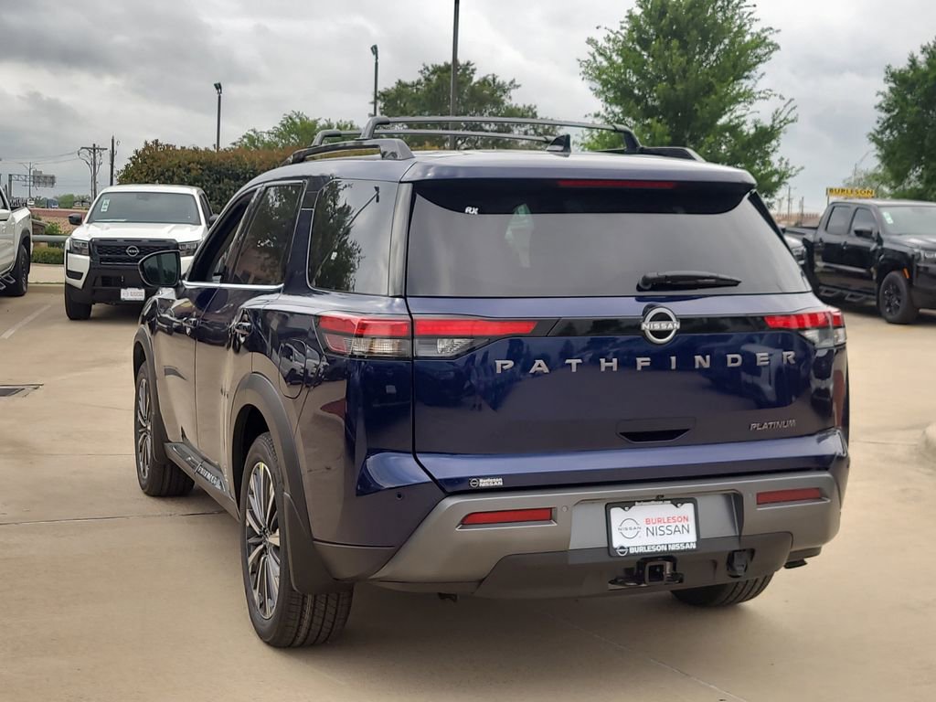 New 2026 Nissan Pathfinder Platinum FWD image 2