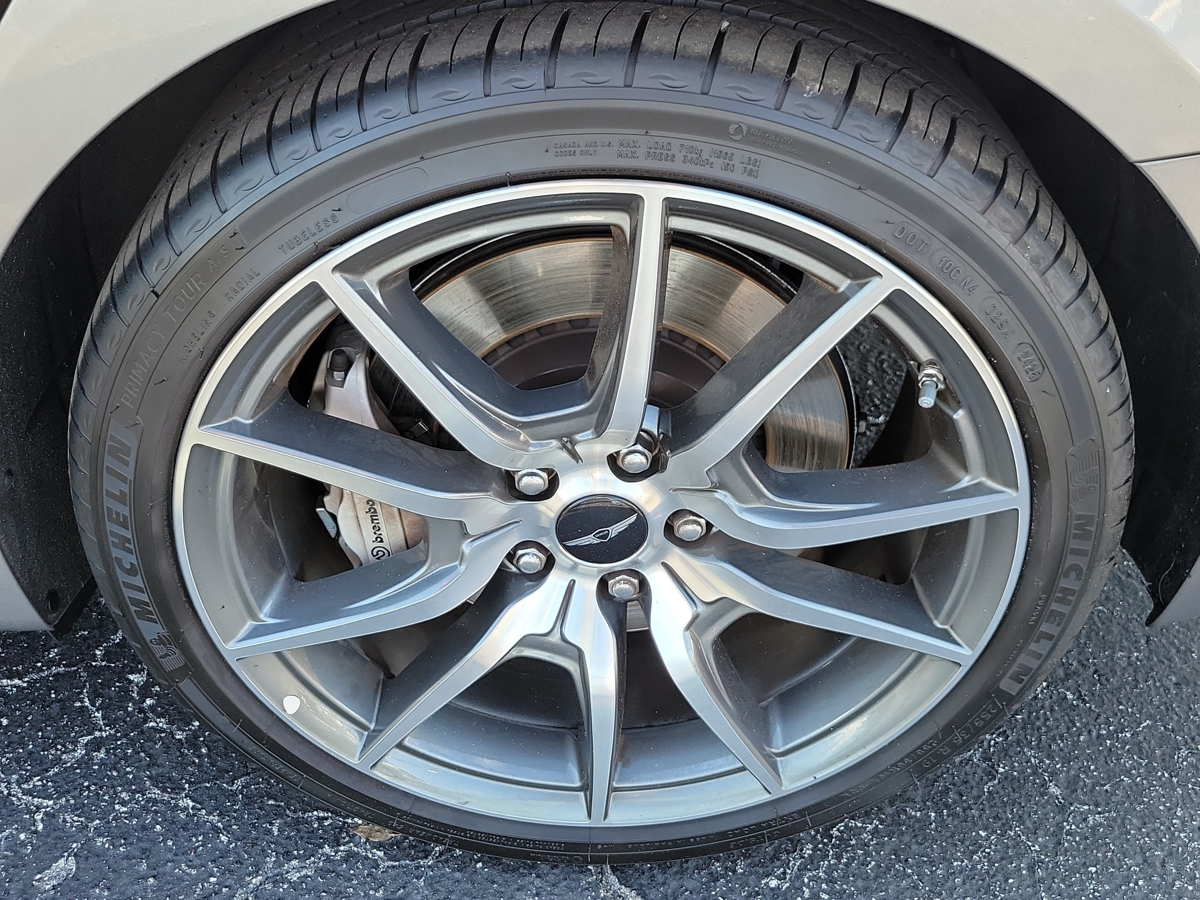 Used 2026 Genesis G70 2.5T RWD image 9