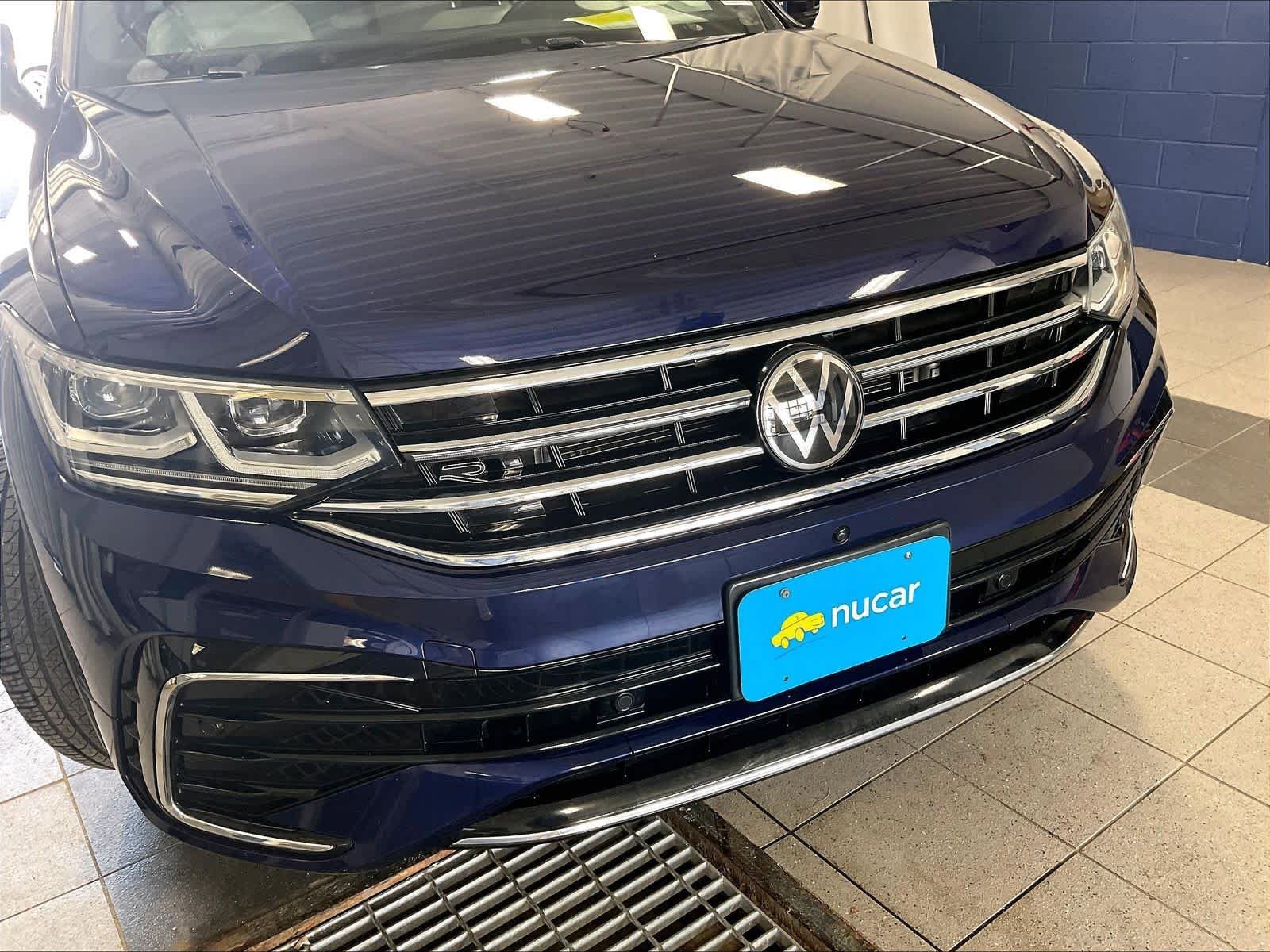 Used 2022 Volkswagen Tiguan SEL R-Line AWD/4WD image 31
