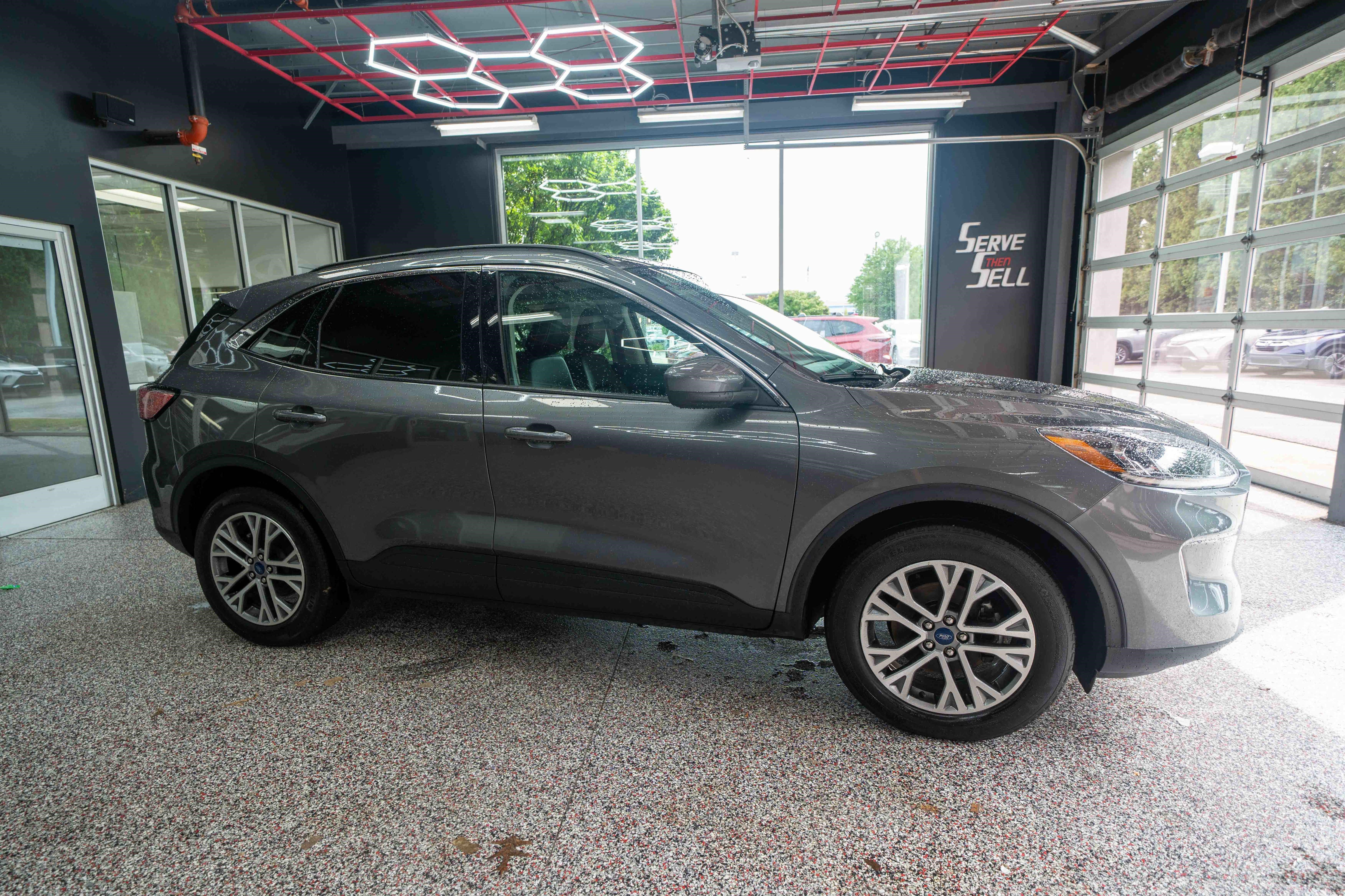 Used 2022 Ford Escape SEL AWD/4WD image 5