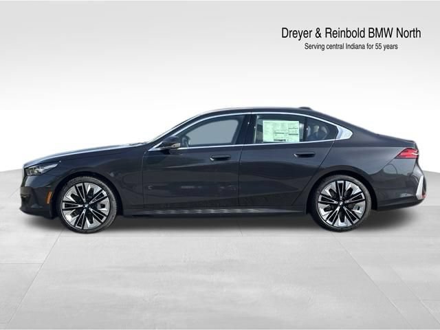 New 2027 BMW 530i xDrive w/ Premium Package AWD/4WD image 2