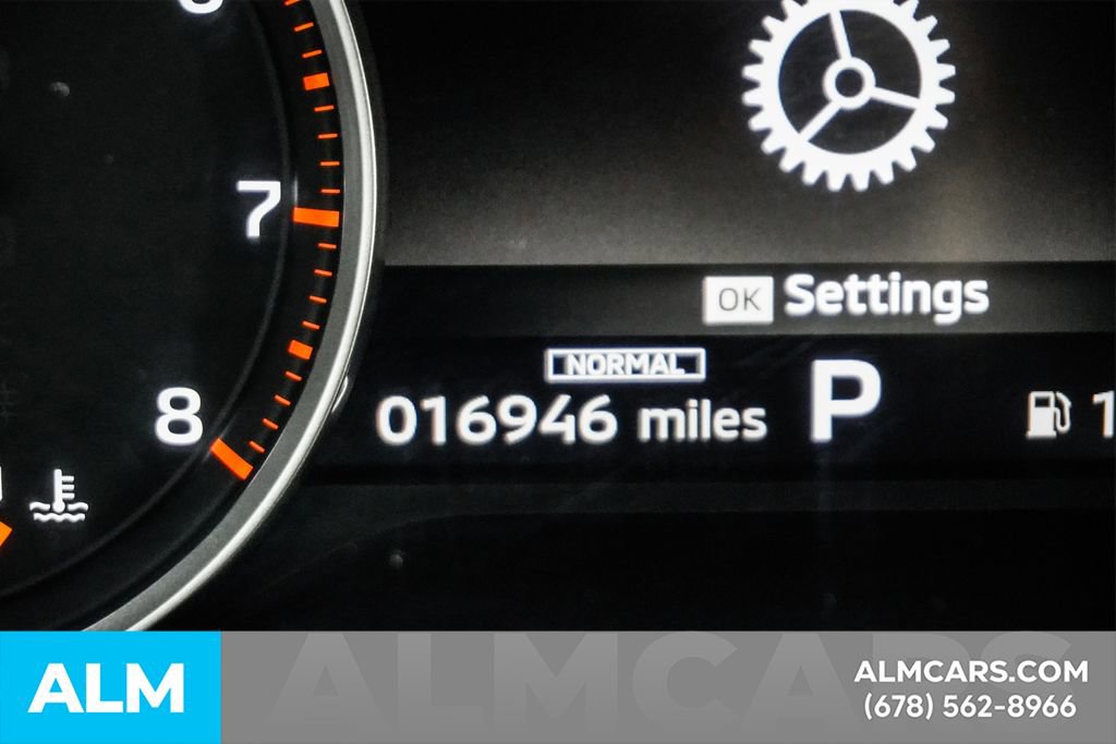 Used 2025 Mitsubishi Outlander SE image 58