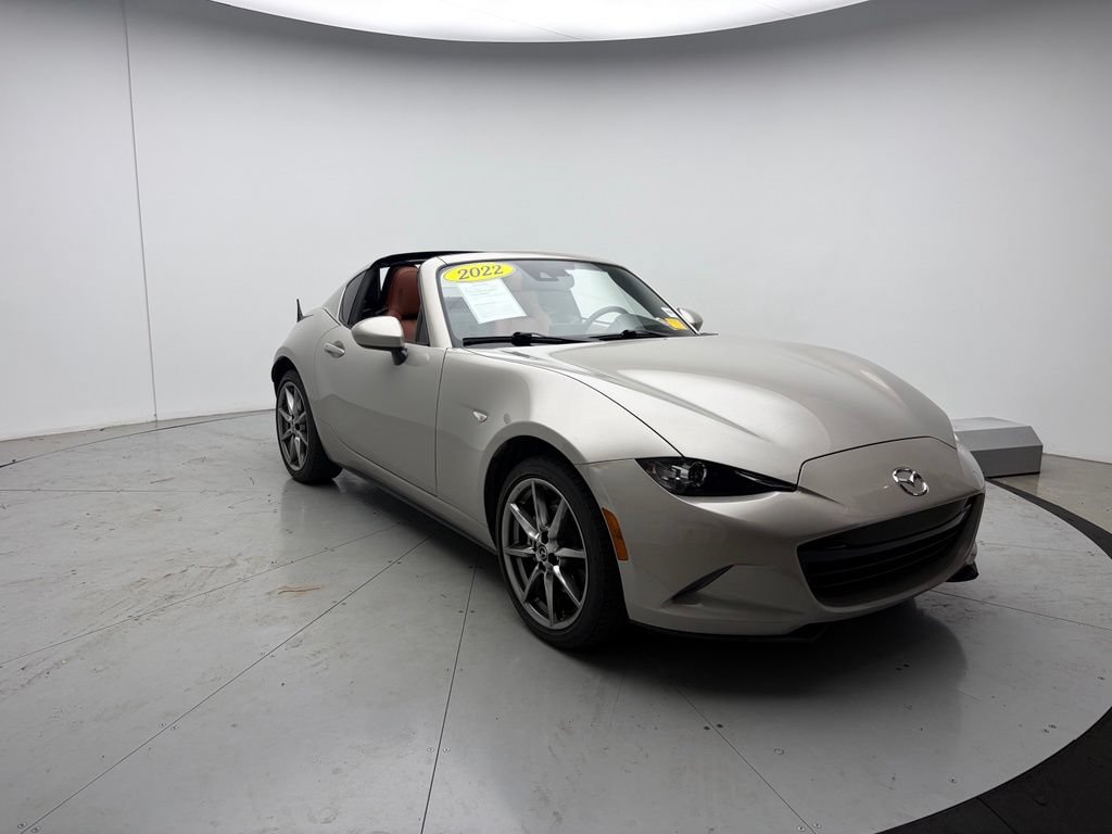 Used 2022 MAZDA MX-5 Miata RF Grand Touring RWD image 3