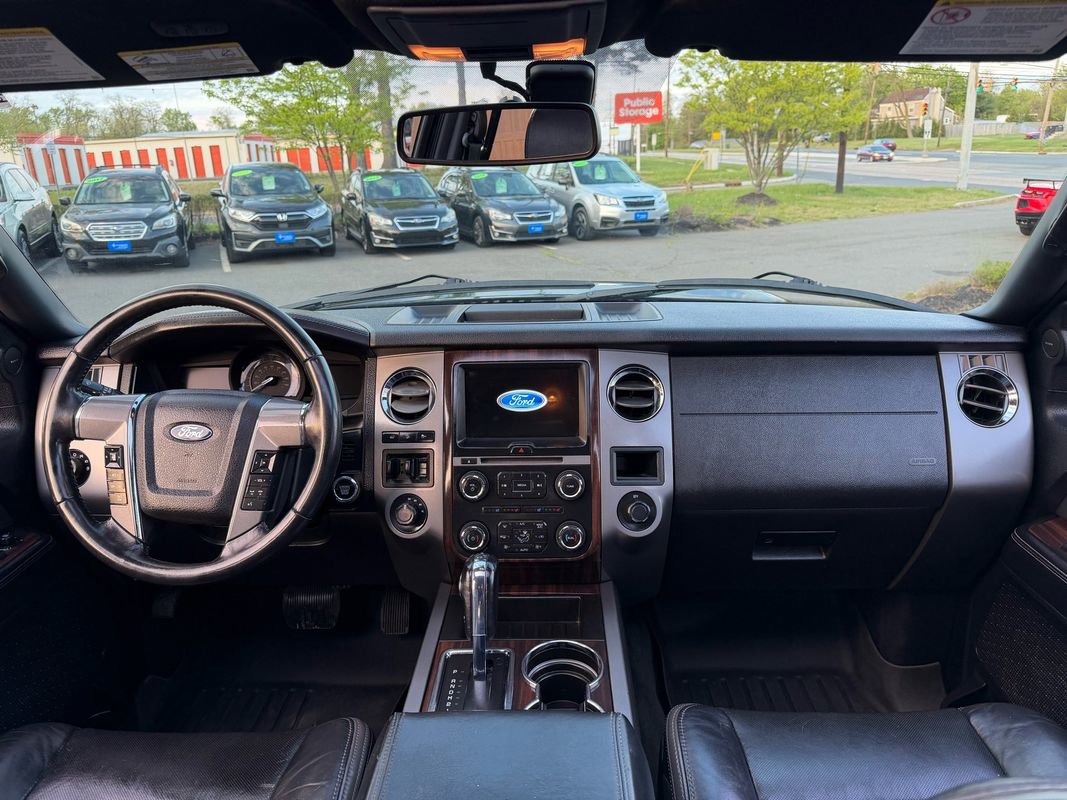 Used 2016 Ford Expedition Platinum AWD/4WD image 12