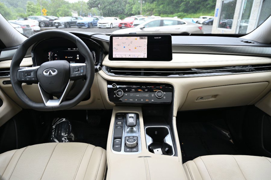 Used 2022 INFINITI QX60 Luxe w/ Cargo Package image 3
