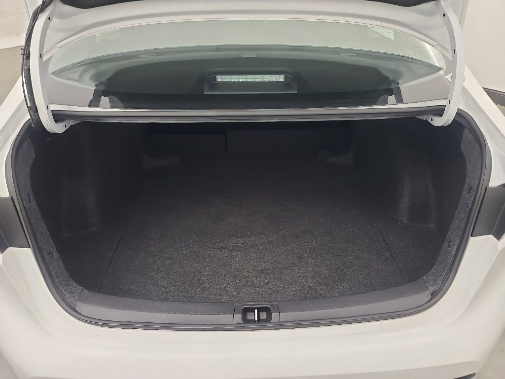 Used 2026 Toyota Corolla LE FWD image 19