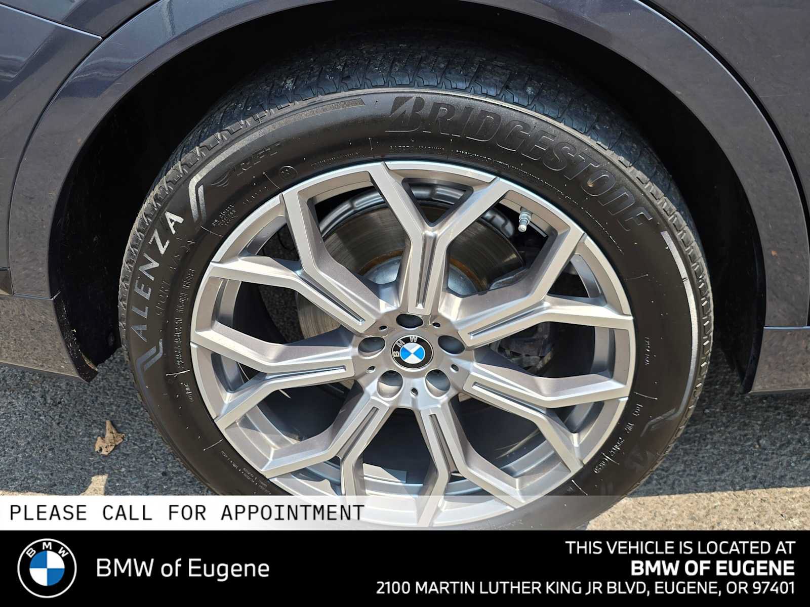 Used 2019 BMW X7 xDrive40i w/ Premium Package AWD/4WD image 9