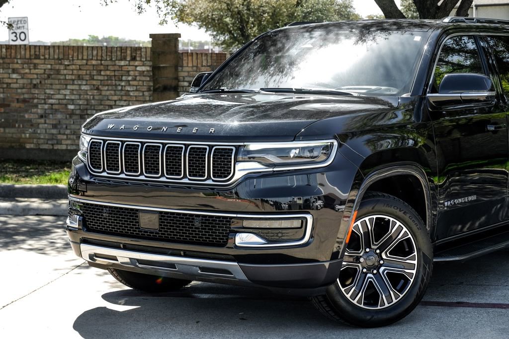 Used 2022 Jeep Wagoneer Series III image 12