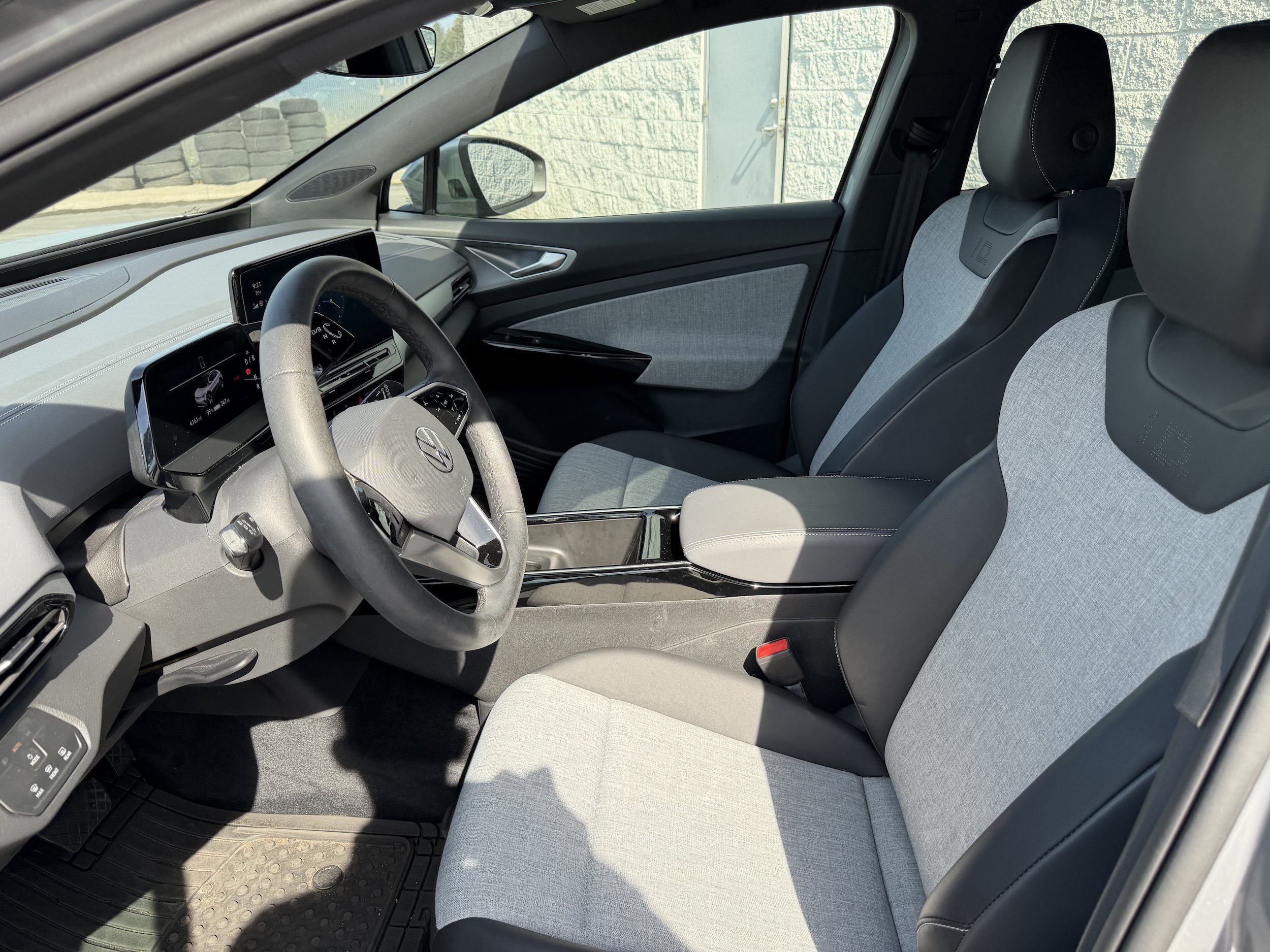 Used 2023 Volkswagen ID.4 Pro AWD/4WD image 11