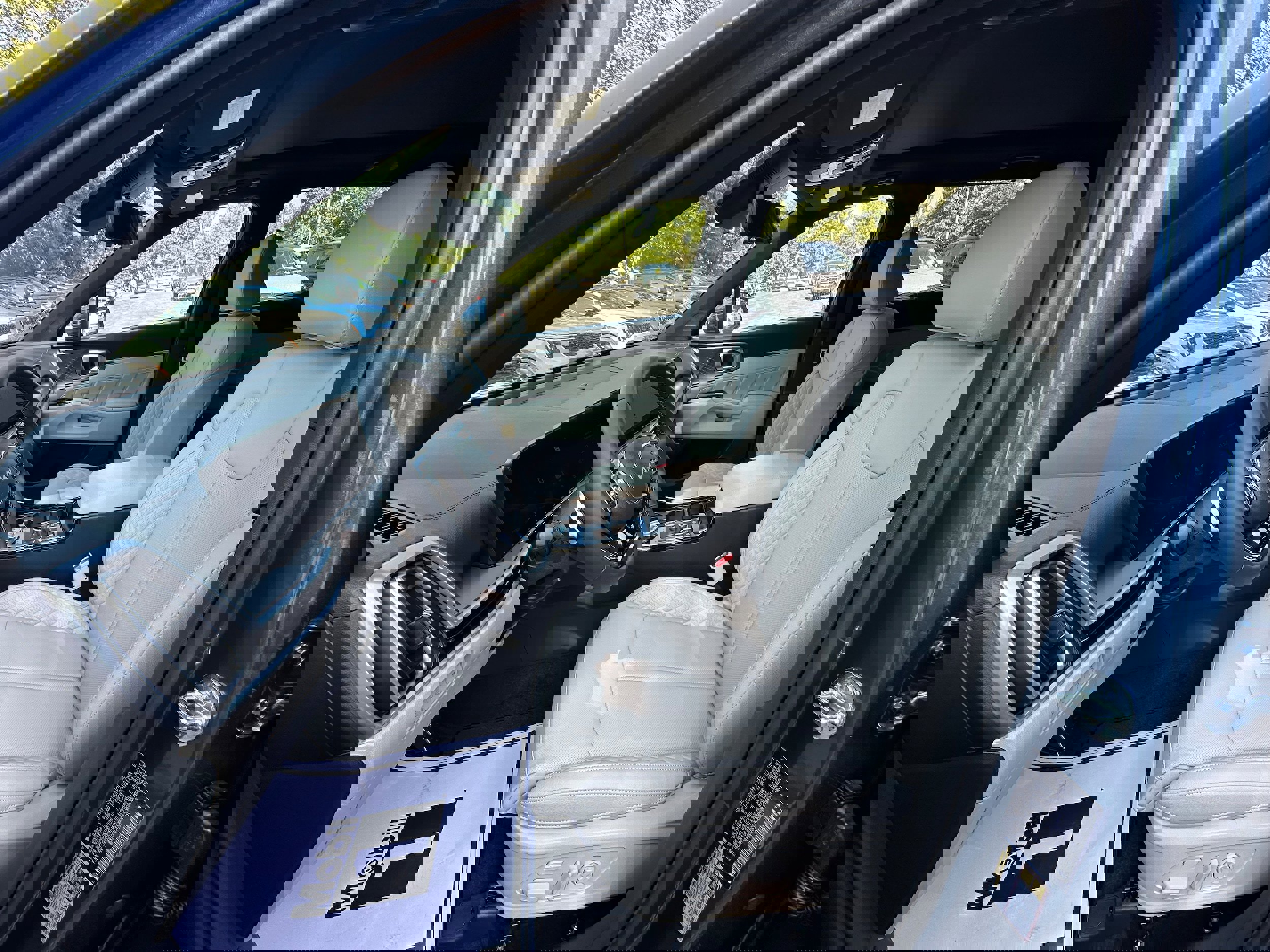 New 2025 Kia Sorento SX Prestige image 34